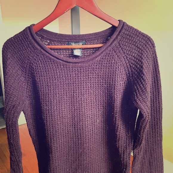Purple sweater - Picture 1 of 2